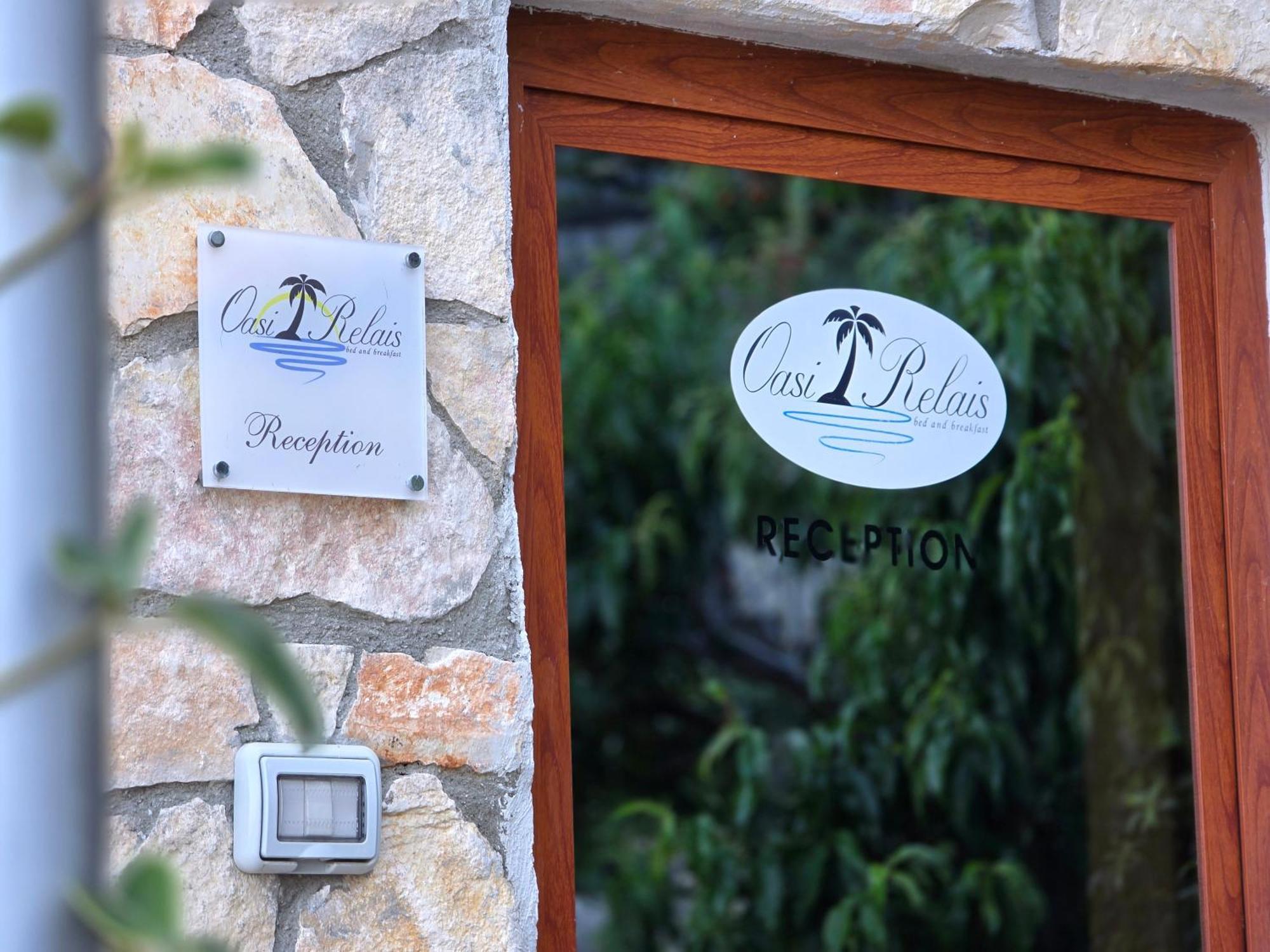 Oasi Relais Bed and Breakfast Vico Equense Exteriör bild