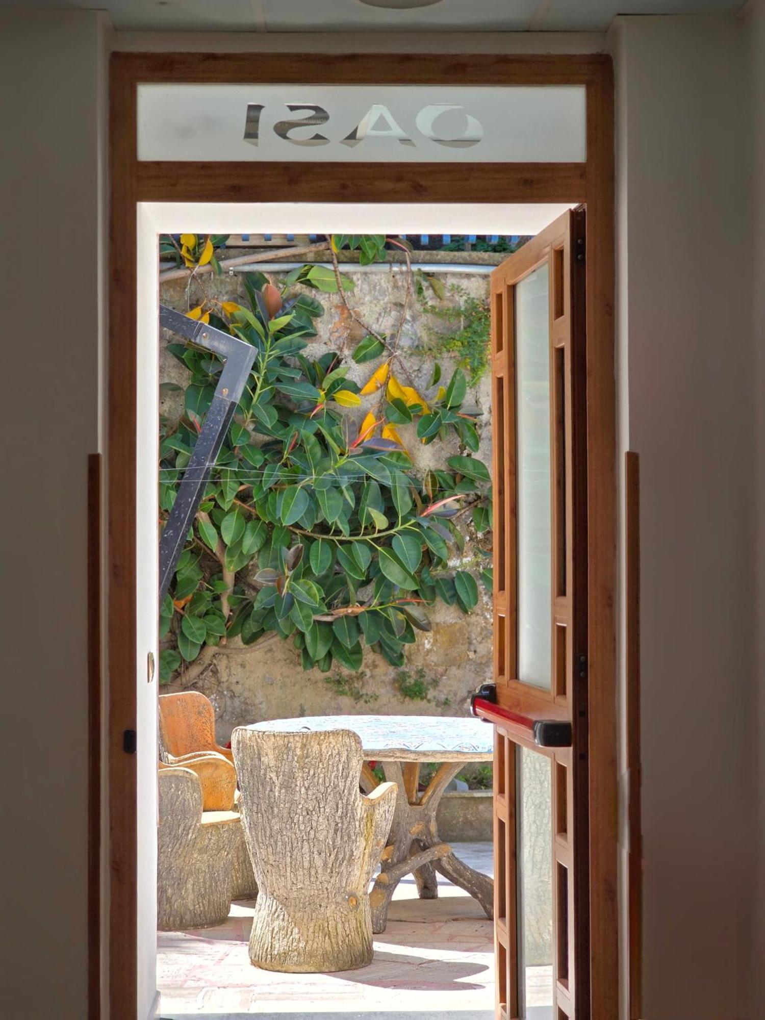 Oasi Relais Bed and Breakfast Vico Equense Exteriör bild