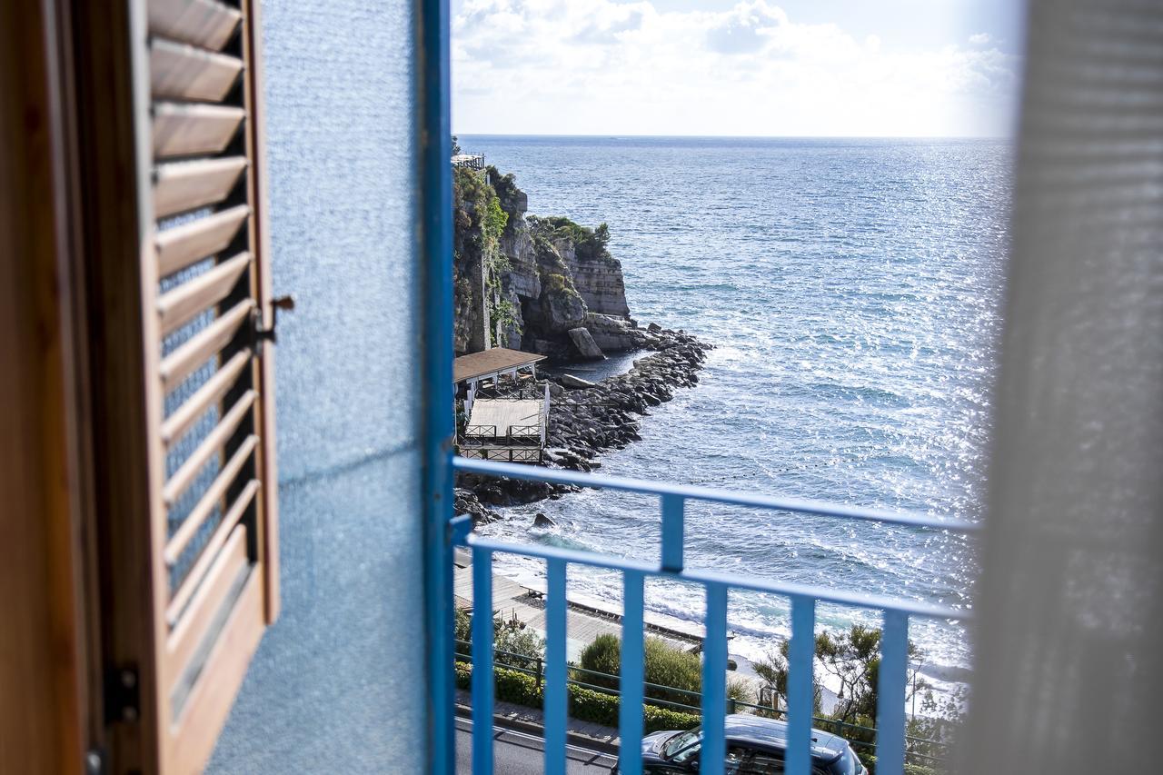 Oasi Relais Bed and Breakfast Vico Equense Exteriör bild